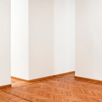 How to Look at a Camera. Courtesy of Monica De Cardenas