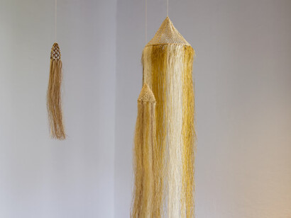 Juliana Góngora Rojas, Juven Piranga Valencia, Yinela Piranga Valencia, and Taller Masipai, La palabra dulce (The sweet word), 2023–25. Courtesy of The Art Institute of Chicago