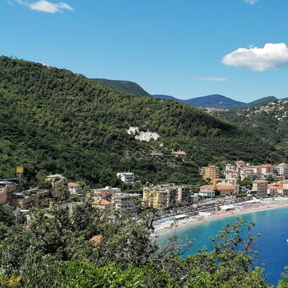 Vista panoramica su Noli (Savona)