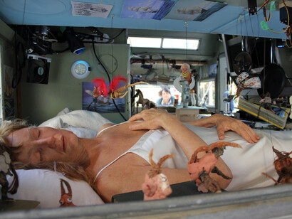 *El Hacedor de Marionetas*, de Janet Cardiff y George Bures Miller. Figura del protagonista