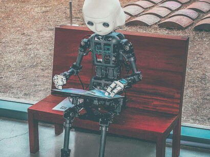 The cute and cuddly features of this robot are indicative of its friendly nature and would be a welcomed addition to the digital era