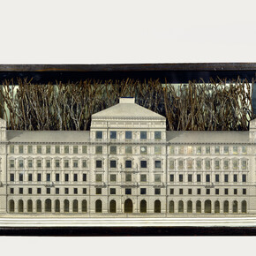 Joseph Cornell, Palace, 1943, Box construction: Glass-paned, stained wood box with photomechanical reproduction, mirror, spray-painted twigs, wood and shaved bark, 26.7 x 50.5 x 13 cm,The Menil Collection, Houston, Photo The Menil Collection, Houston. Photography: Hickey-Robertson (c) The Joseph and Robert Cornell Memorial Foundation/VAGA, NY/DACS, London 2015, Exhibition organised by the Royal Academy of Arts, London, and Kunsthistorisches Museum, Vienna 
