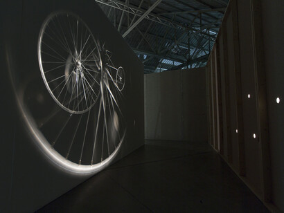 Motion of Astronomical Bodies, 2010, Camera Obscura installation view of Papagaio at Fondazione HangarBicocca, Milan, 2014, Photo by Agostino Osio,
Courtesy Fondazione HangarBicocca © João Maria Gusmão + Pedro Paiva
