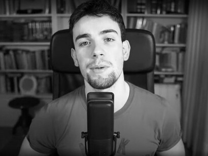 Si bien al principio YouTube estaba orientado hacia el entretenimiento, en los últimos años se ha visto que tiene una mayor influencia de la que se pensaba