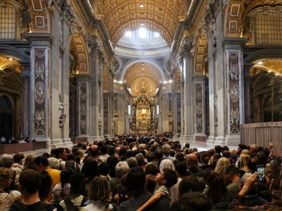 Fieles se despiden del Papa en el Vaticano. Para millones de católicos, su pontificado significó redescubrir la alegría del Evangelio y la confianza radical en la misericordia de Dios
