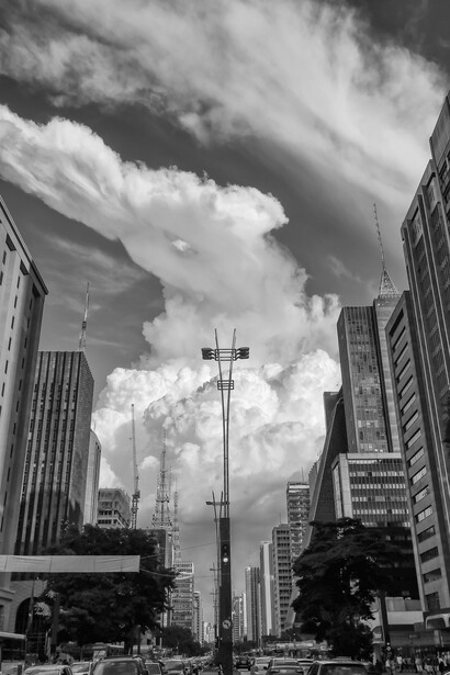 São Paulo, Avenida Paulista. Fotografia Paulo Kawazoe