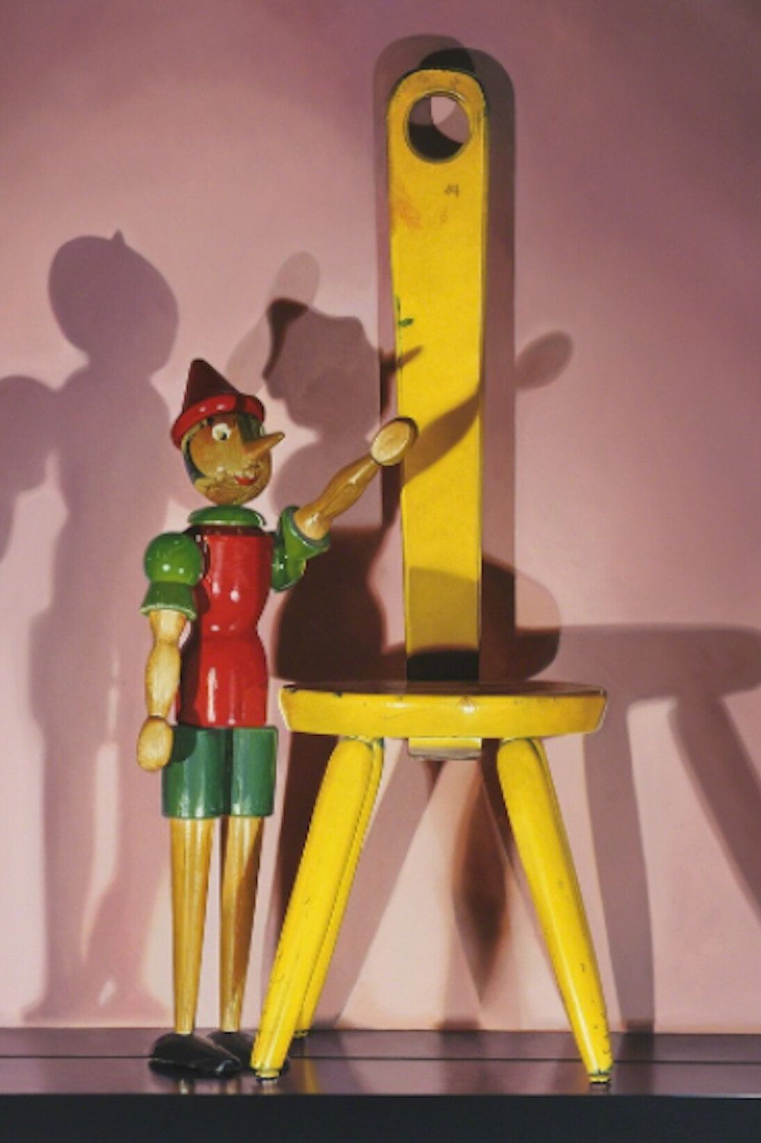 Michael Beck, House Tour, The Naughty Chair, 2013. Courtesy of Lora Schlesinger Gallery