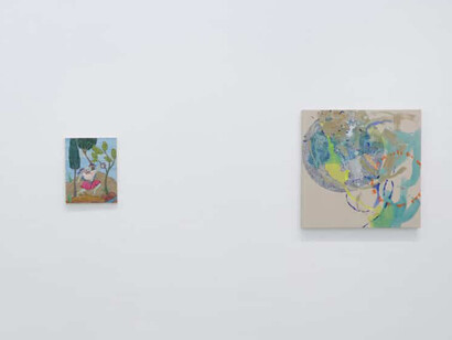 Various artists, *teks-, exhibition view. Courtesy of Klaus von Nichtssagend Gallery