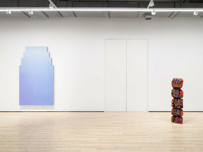 Various artists, Not flat, exhibition view. Courtesy of Almine Rech