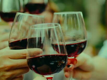 Incluso a la hora de celebrar algo, esta filosofía sueca de entender la vida nos dice que la sobriedad y el justo medio entre los extremos no es una utopía