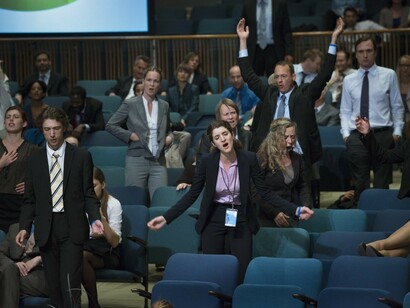 Aernout Mik. Courtesy of carlier | gebauer