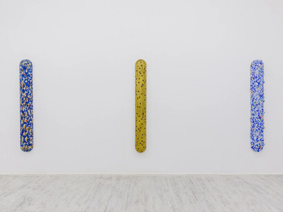 John Torreano, 2025 space: looking in looking at, vista della mostra. Per gentile concessione di Thomas Brambilla Gallery