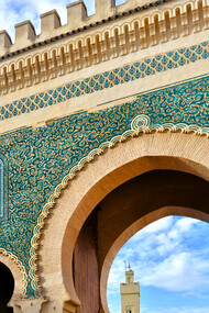 The vibrant blue entrance of Bab Bou Jeloud, symbolising Fez’s enduring artistic and architectural legacy