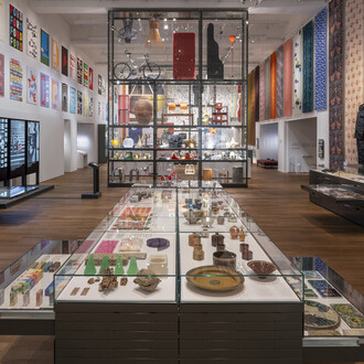 The architecture of power, exhibition view. Courtesy of Museum für Gestaltung