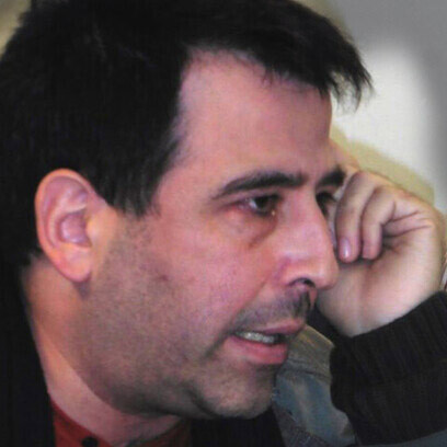 Daniel Izquierdo Clavero sube el listón y se va por los cerros de Stefan Zweig, de Jaroslav Hašek, de Kant… Sin darte cuenta, te atrapa inexorablemente y cuando menos lo esperas