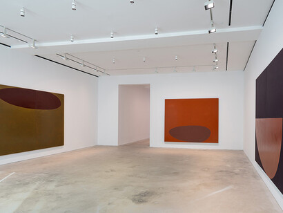 Suzan Frecon. Courtesy of David Zwirner