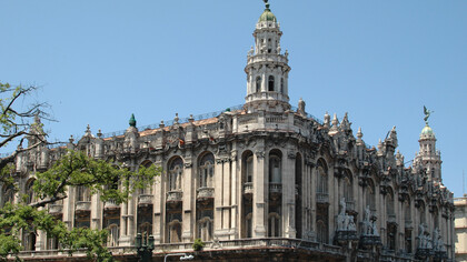 En el Centro Gallego (Gran Teatro) de la Habana, icono arquitectónico de la ciudad y una de las instituciones culturales más importantes de Cuba, fue interpretado el himno gallego por primera vez a principios del siglo XX
