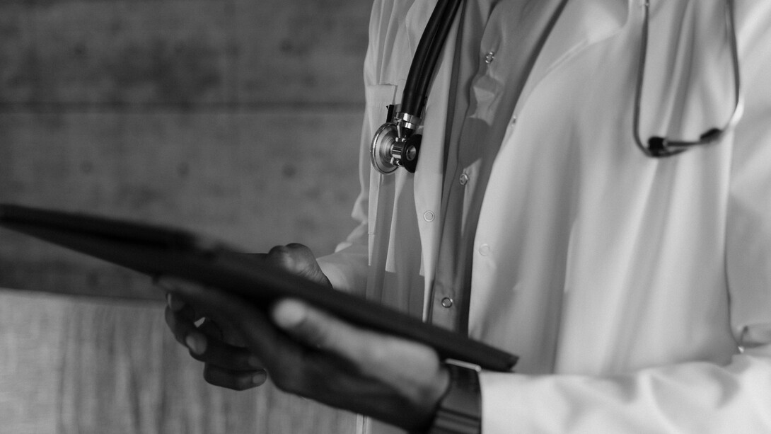 ChatGPT e la lettura dei referti di laboratorio. I ricercatori dello studio riconoscono che questi strumenti non sono ancora pronti per una valida implementazione, ma le generazioni future di AI simili, addestrate con dati di maggiore qualità, potranno sicuramente rivoluzionare la pratica medica