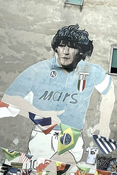 Mural de Diego Armando Maradona en Nápoles, Italia