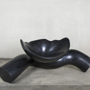 Wendell Castle. Embracing Upheaval. Courtesy of Friedman Benda