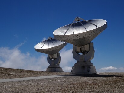 Un’ampia parte della comunità scientifica che studia gli effetti delle radiazioni sulla salute