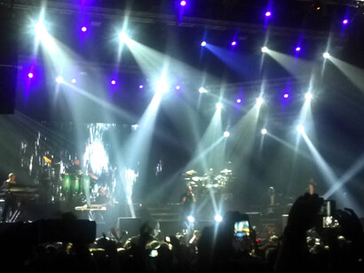 Pitbull at Forum de Beyrouth. Rain Over Me