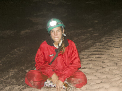 A punto de descubrir los secretos de la cueva