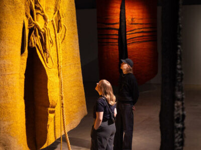 Magdalena Abakanowicz, Crossing boundaries, exhibition view. Courtesy of HAM