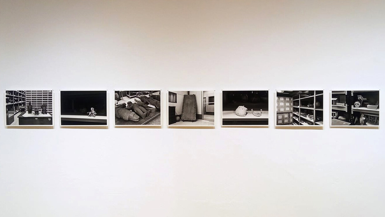 Teresa Correa; «Serie almacenes, archivos y depósitos de museos», 2024. Fotografía cortesía de la artista