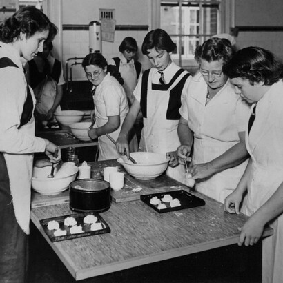 Domestic Science High School, Brisbane, Cookery Class, April 1951