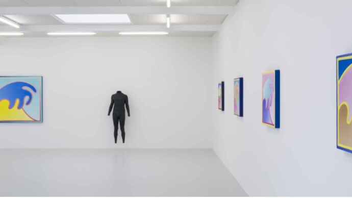 Alex Israel. Courtesy of Kunstraum Innsbruck