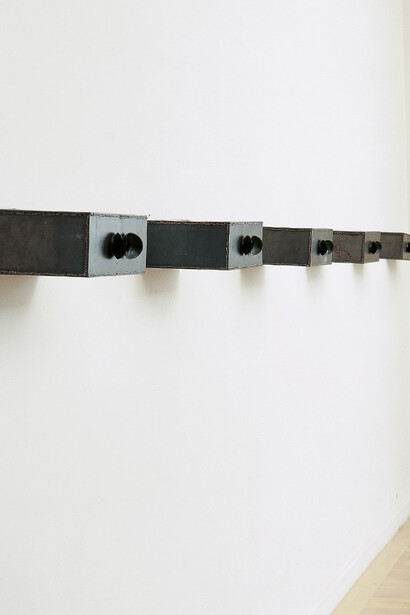 Una cierta oscuridad. Courtesy of CaixaForum