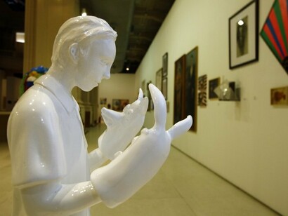 «Queermuseu – cartografia da diferença na arte brasileira»