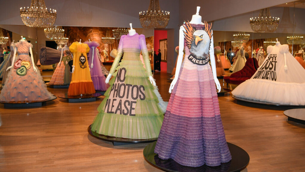 Installation view, Viktor&Rolf. Fashion statements, Kunsthalle Munich, February 23–June 10, 2024. Courtesy of High Museum of Art