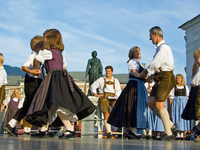 Folk Dance at Mozartplatz