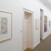 André Butzer, ausstellungsansicht. Mit freundlicher genehmigung der Galerie Christine Mayer