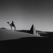 Don McCullin
Meroë, the east bank of the Nile, Sudan
2012
Gelatin Silver Print
Image: 35.6 x 52.5 cm
Sheet: 49.3 x 60.8 cm
© Don McCullin
Courtesy of the artist and Hauser & Wirth
