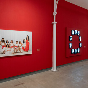 Alice Yura, Un acto fotográfico, vista de exhibición. Cortesía de Pinacoteca