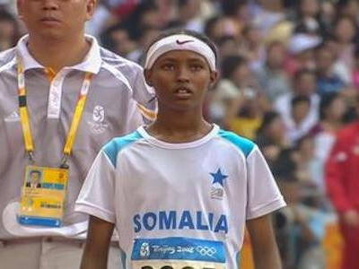 Samia Yusuf Omar, Omar è stata selezionata dal Comitato olimpico somalo per gareggiare nei 200 metri alle Olimpiadi estive del 2008 a Pechino, in Cina, dall'8 al 24 agosto 2008. Ha dichiarato che la convocazione è stata inaspettata, sia per la sua giovane età all'epoca, sia per la sua appartenenza a un gruppo etnico minoritario