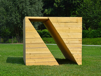 Corridoio inclinato - Lee Brady  