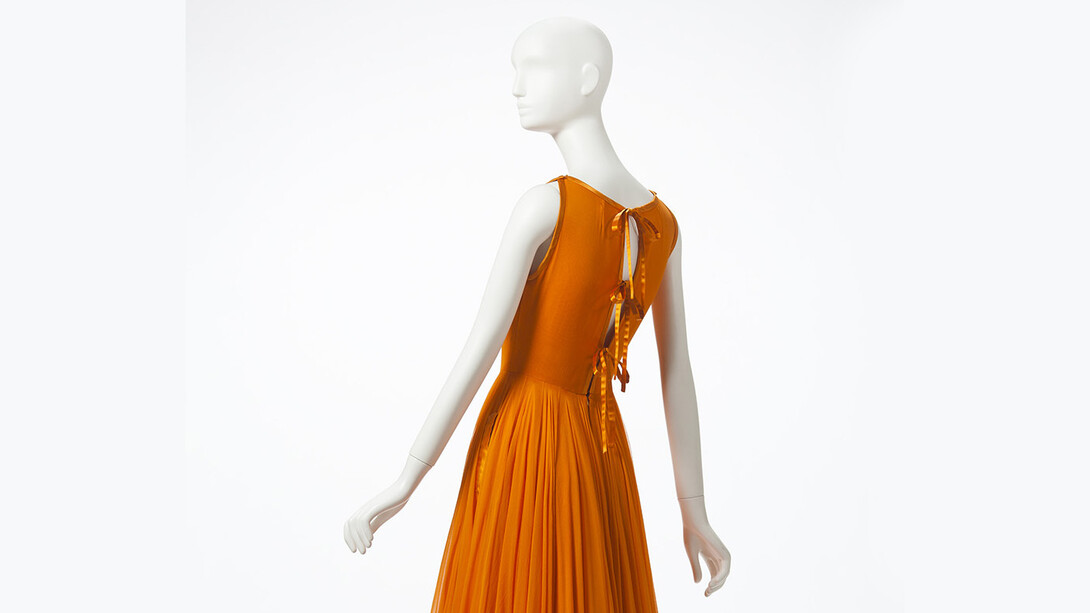 James Galanos, Dress, 1955. Silk chiffon. Gift of Mareen Allen Nichols. Photo by Ken Howie.