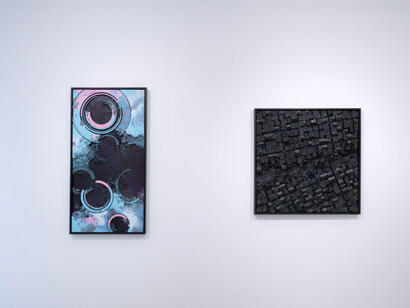 Hendrik Czakainski, Was bleibt, wenn es kippt, exhibition view. Courtesy of AOA;87 Gallery