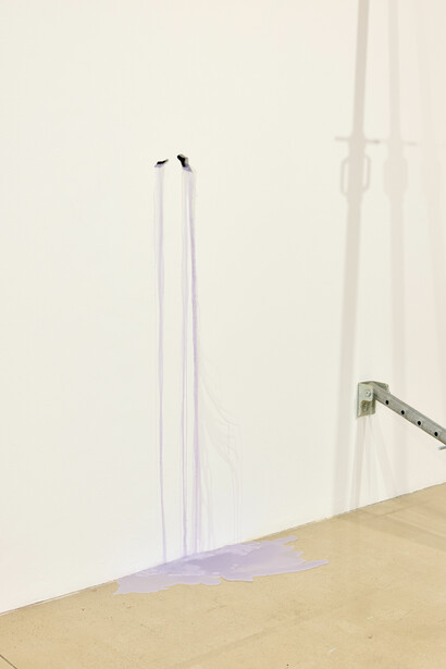 Silent spills I, exhibition view. Courtesy of Kunstraum Niederoesterreich