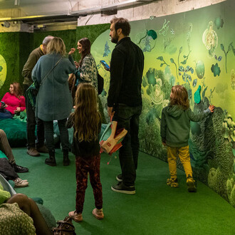 Spectrum of light. Exposure to colour. Green, exhibition view. Courtesy of Wroclaw Contemporary Museum