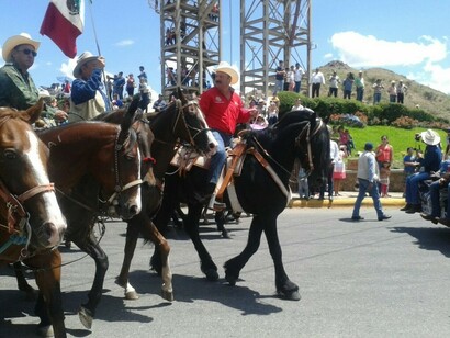 Cabalgatga en conmemoración de la muerte de Pancho Villa