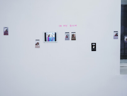 Pink Punk Opera. Courtesy of Galerie Iragui