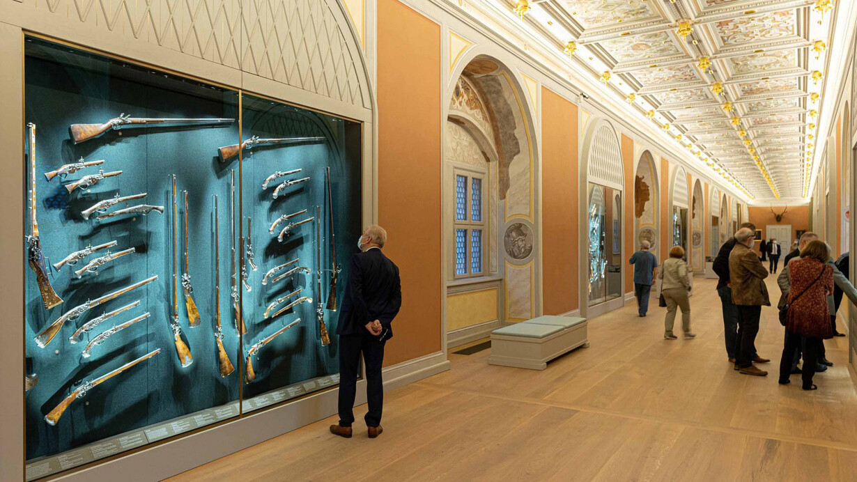 Langer Gang, Gewehrgalerie, Ausstellungsansicht. Mit freundlicher Genehmigung des Albertinum Museums
