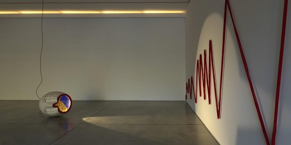 Emma Hart, Exhibition view. Courtesy of Collezione Maramotti 