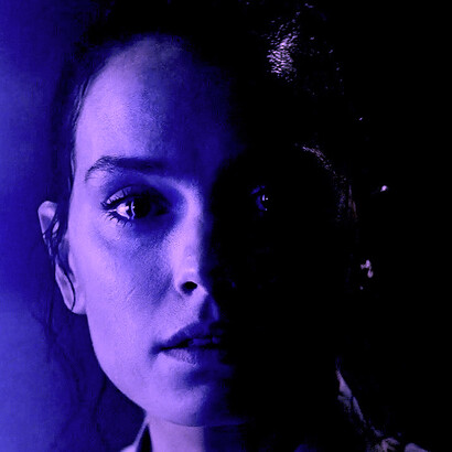 Daisy Ridley como Rey 