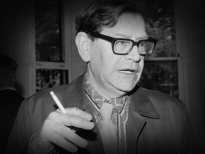 John Gerard Braine fue un novelista inglés. Nacido en Bradford, Yorkshire